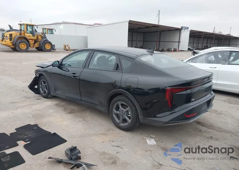 2025 Kia K4 Lxs from USA, damaged, VIN 3KPFT4DE2SE147381